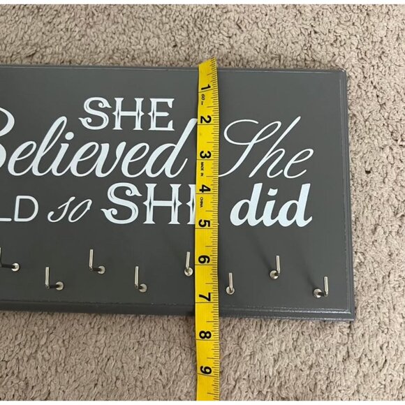 Wall Hanging Wood Race 5k Running Medal & BIB Holder - Picture 3 of 6